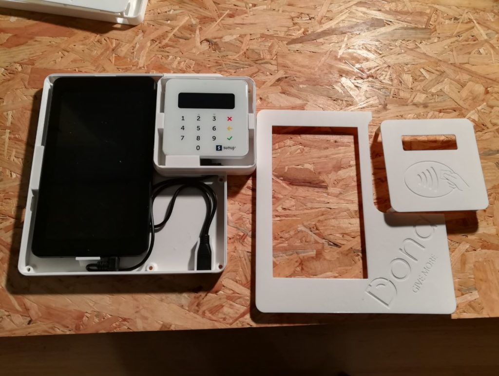 Tablette DONA V1 ouverte